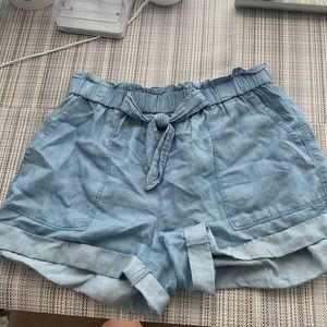 Arie flowy jean shorts